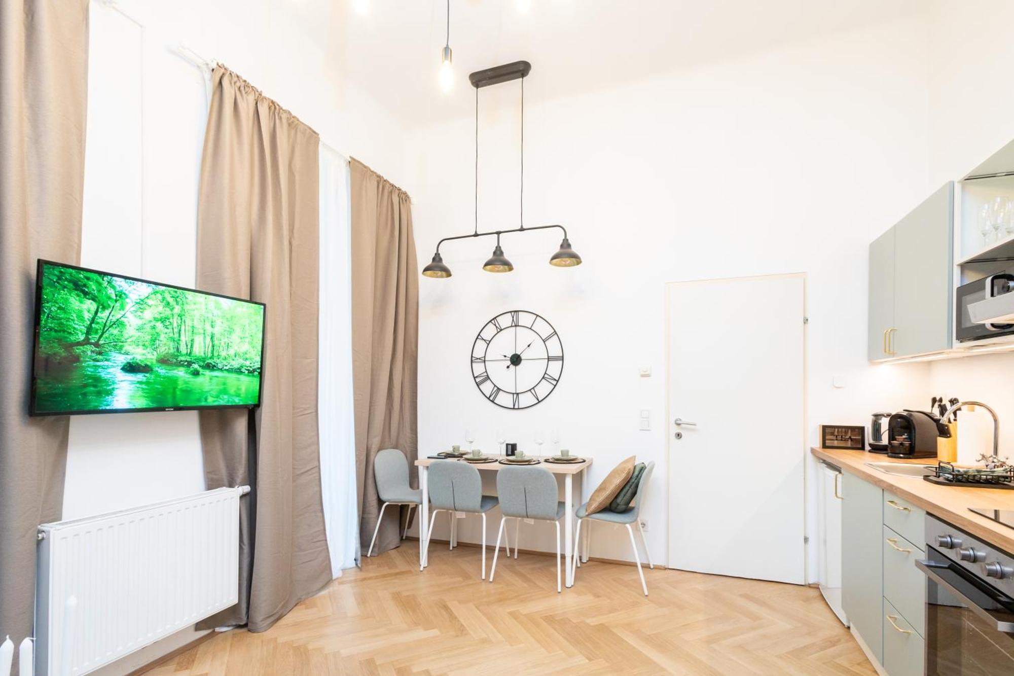 Charming Retreat Walking Distance From Town Centre Apartman Bécs Kültér fotó